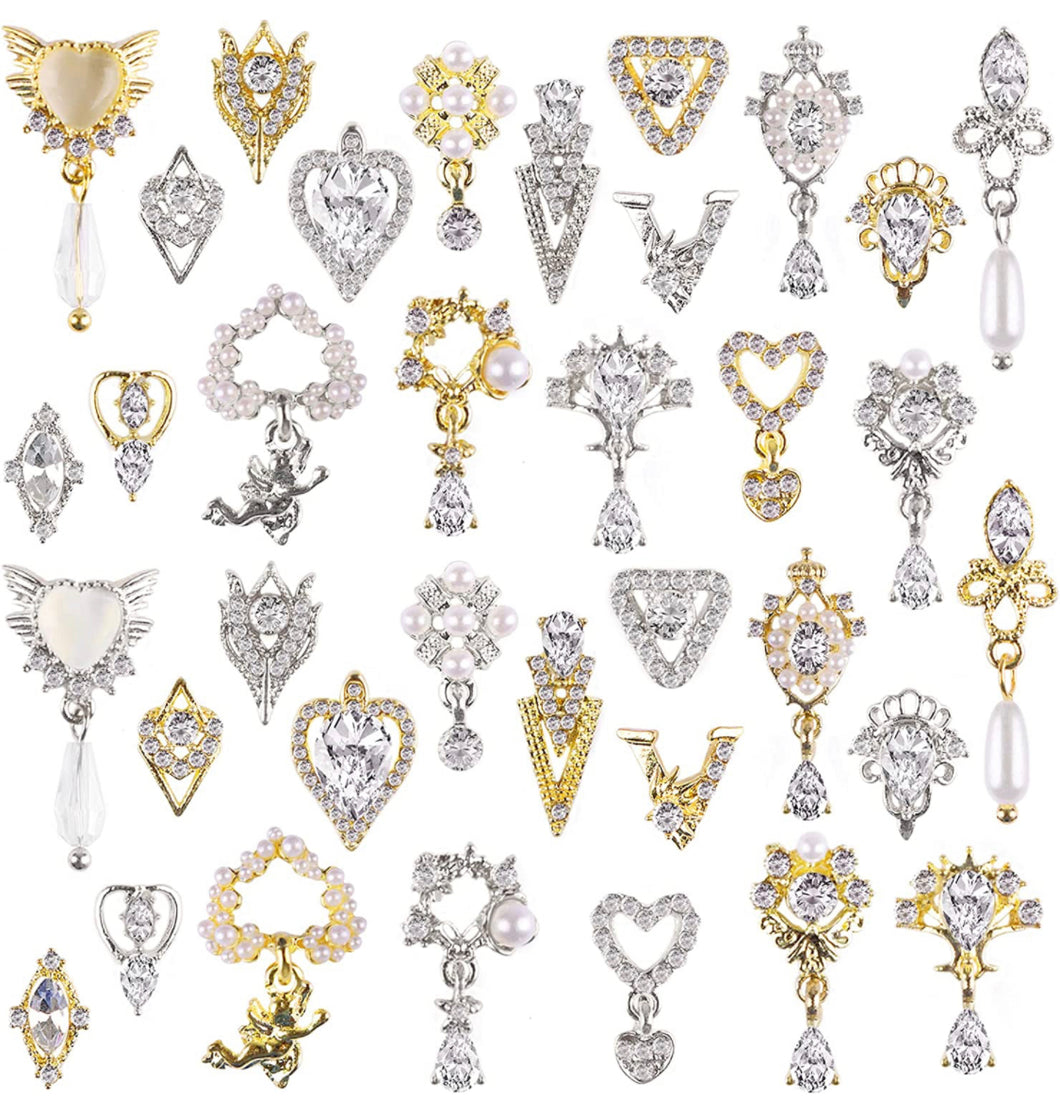 Assorted Luxury Charms - 8 pcs